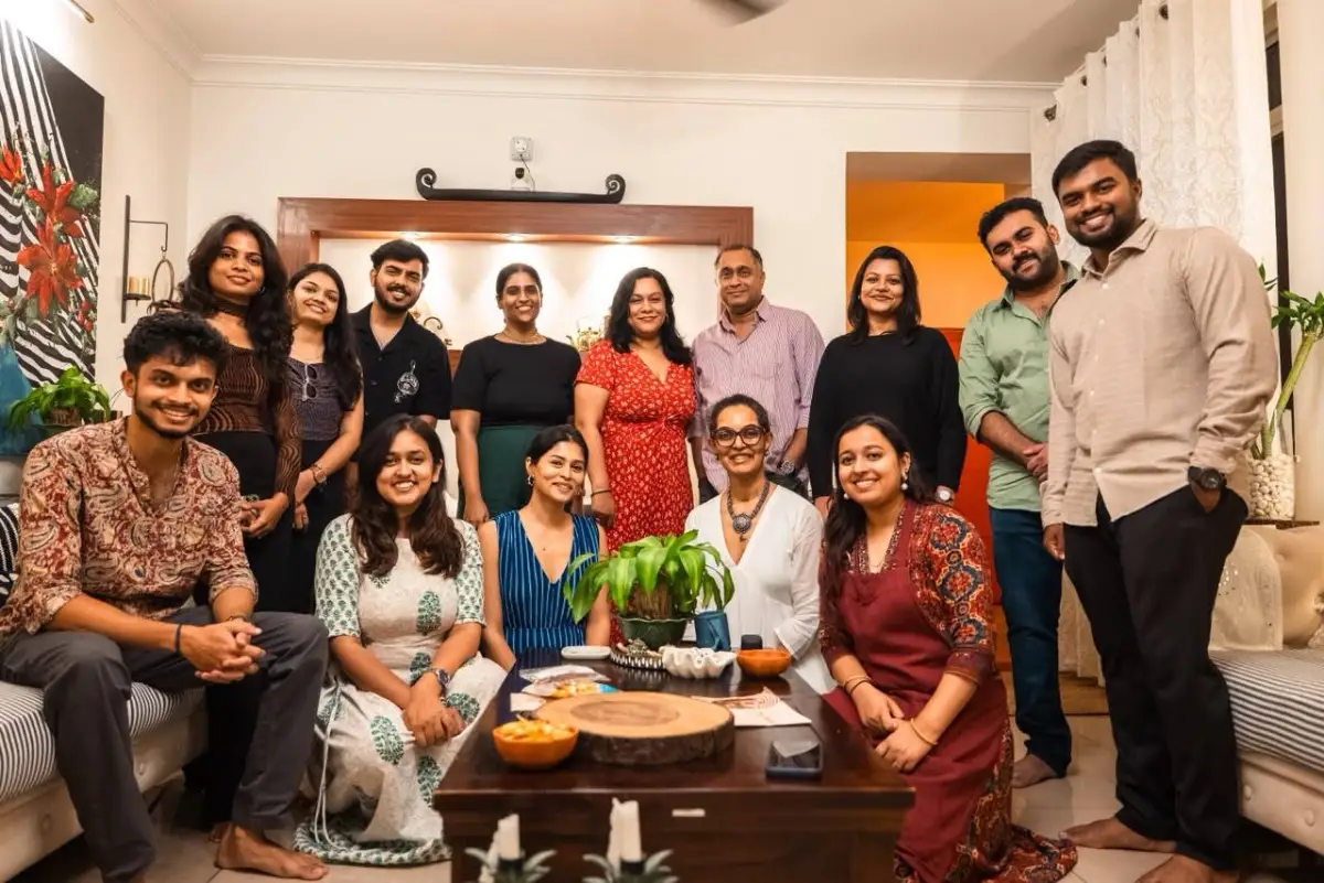 A group of guests together after an Offlyn event