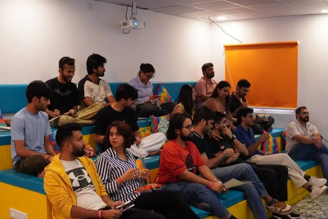 A packed room at an Offlyn mixer